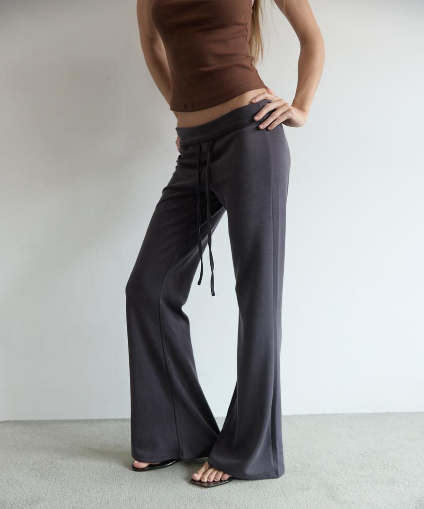Asula Relaxed Bootcut Pants (Charcoal)