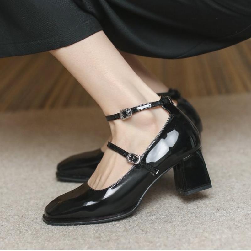 Scarpe Mary Jane da donna con tacco grosso stile retrò Scarpe in pelle di alta qualità Donna Punta quadrata Cinturino con fibbia bassa Calzature da donna Mujer