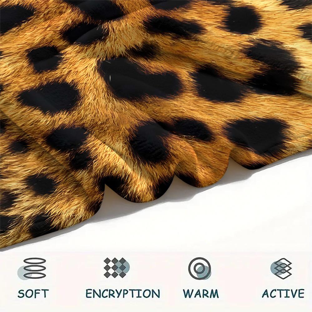 1Pc Leopard Pattern Print Flannel Blanket, High quality Comfortable for All Seasons, Home Decor, Warmth and Comfort, Perfect for Christmas Gifts