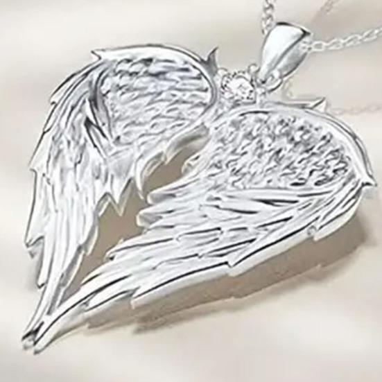 Angel Wings Necklace Shiny Rhinestones Inlaid Pendant Necklace Symbol of Love And Protecting Charm Necklace Jewelry Gift