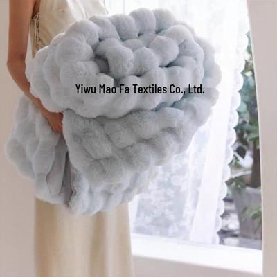 Linge de lit – Plaids et couvertures