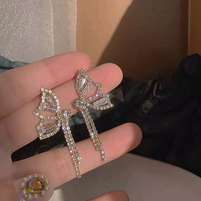 111 Silver Needle Diamond Butterfly Tassel Stud Earrings Women's High Sense Fashion Light Luxury Internet Celebrity Versatile Temperament Earrings
