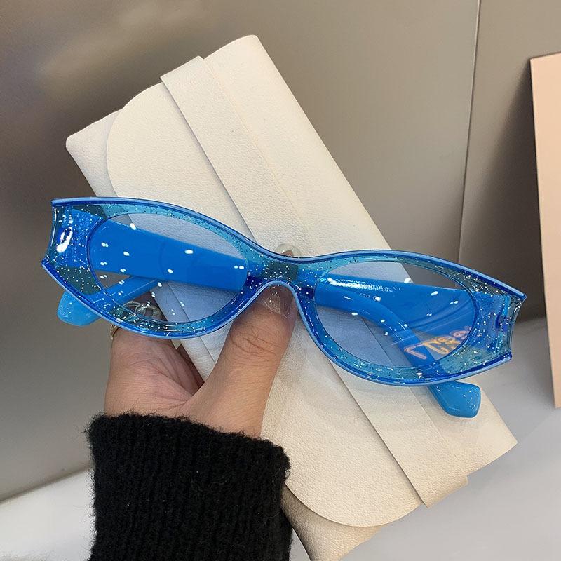 Moderne Vintage Ovale Sonnenbrillen für warmes Wetter UV400 Sonnenschutz für Damen für draußen unterwegs Stt Style Sonnenbrillen Fahrerbrillen