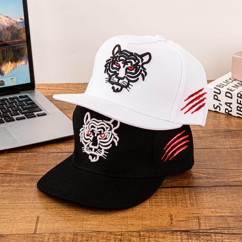 Tiger Embroidery Flat Brim Baseball Cap For Men Women Hip Hop Snapback Hat Adjustable Streetwear Trucker Caps