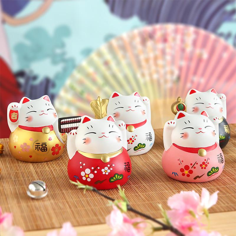 3 Inch Ceramic Lucky Cat Figurine Maneki Neko Hand-Painting Decoration Ornament Small Fortune Cat With Placemat