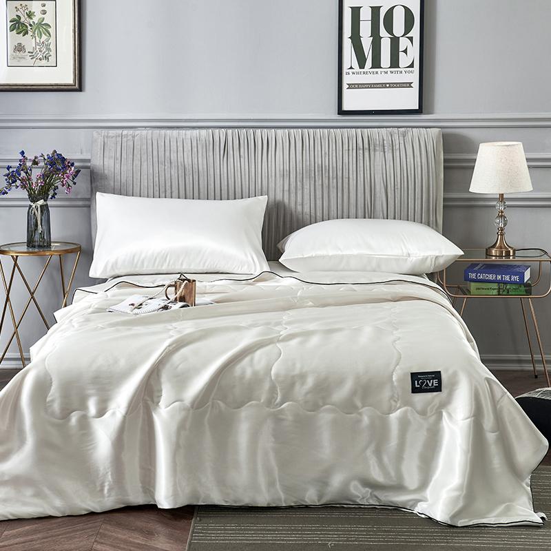 Luxury Summer Ice Silk Air Conditioning Quilt Thin Cooling Blanket Queen Size Bedding Stitch Comforters