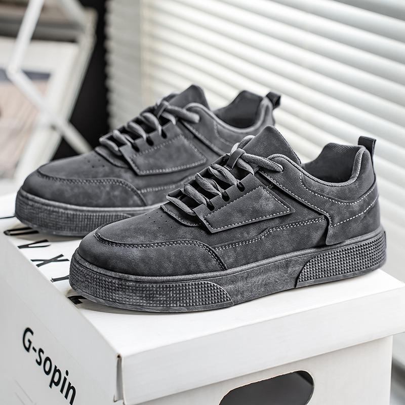 Breathable Casual Men Spring Summer Fashion Versatile Sports Board Sneakers