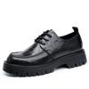 Scarpe da uomo casual con design traforato, taglia extra large, per primavera ed estate, traspiranti, suola spessa da business, rialzanti, punta larga, in pelle, alla moda