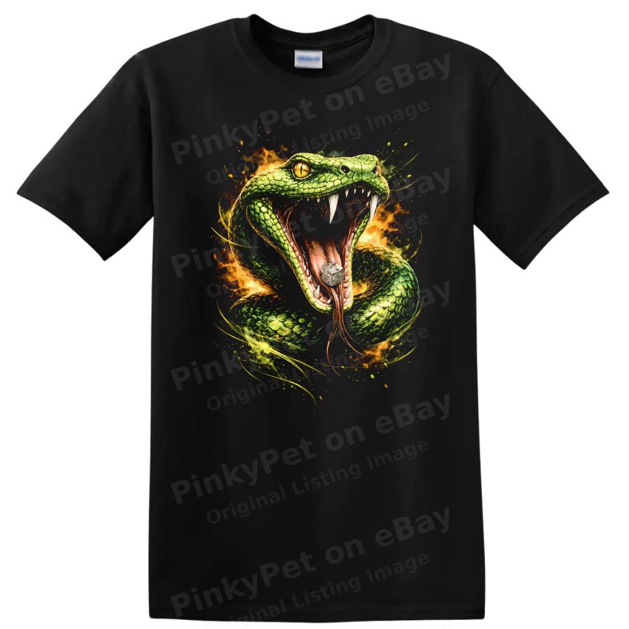 Groene Slang Aanval Vuurspuwend T-shirt met Dierlijke Grafische Print T-shirt Kunst Wezen
