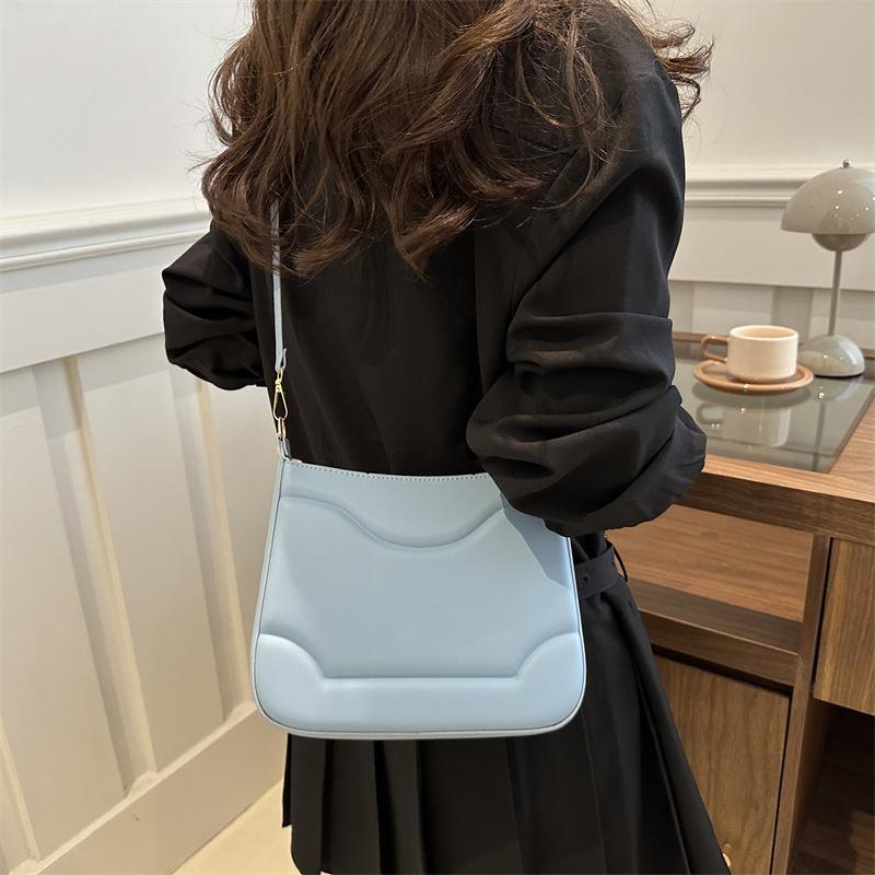 Solid Color Casual Simple Spring and Summer Handbag Women's New Summer Trendy Fashion One-shoulder Slant Straddle Women's Bag