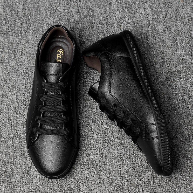 New Men Casual Shoes Men Sneakers Soft Leather Men Shoes Fashion Male White Shoes Skate Shoes Men Comfy Hip Hop Shoes