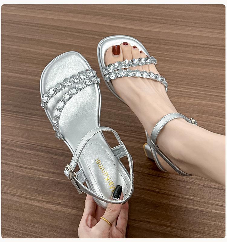 2025 Neue Damen-Sandalen aus französischem Kristall mit hohen Absätzen und eckiger Spitze