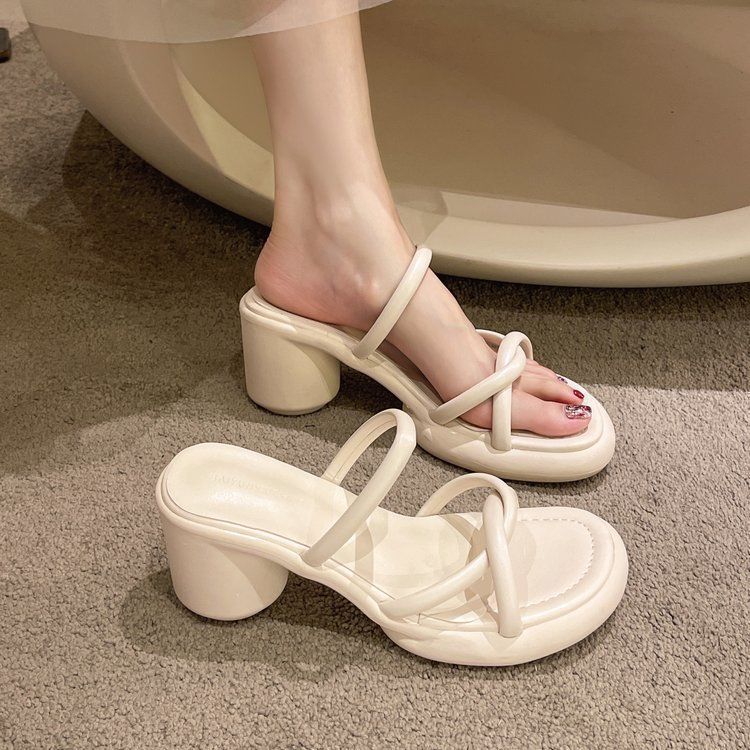 2024 Sandals and Slippers Women's Summer Outwear New Fashion Versatile Thick Heel Fairy Style Retro French High Heels