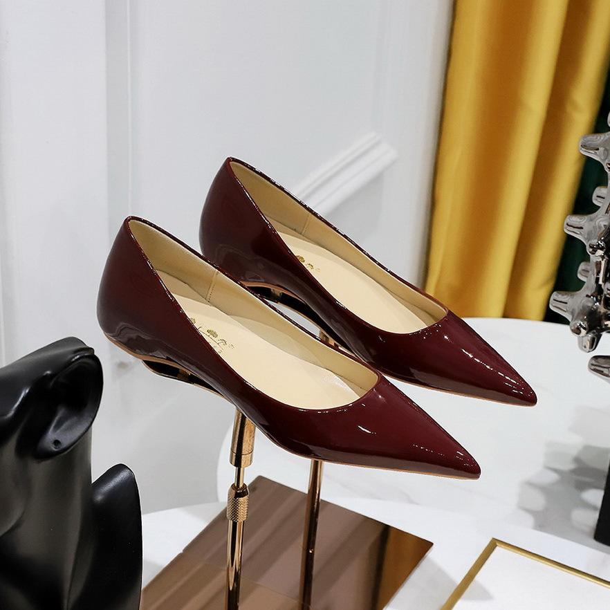 Patent Leather Women Flats Lady Sexy Evening Party Slip On Flat Shoes Women Sharp Pointed Low Heel Shoes Leisure Female Shoes