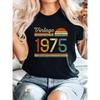 Damen Vintage Retro T-Shirt 1975 - Weiches Lässiges Kurzarm Rundhals Oberteil mit Kräftiger 70er Jahre Schriftzug & Colorblock Streifen