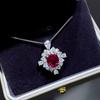 Wunderschöne Charmante Anhänger Halskette für Damen Helles Rotes Zirkonia Stein Schmuck für Hochzeitsfeier Weibliche Schicke Accessoires