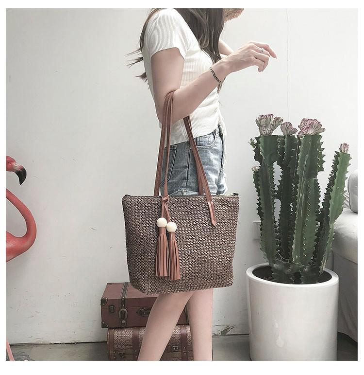 Straw Bag Large Capacity Woven Bag Tassel Hand Bag Shoulder Bag Wild Fashion Tote Bag