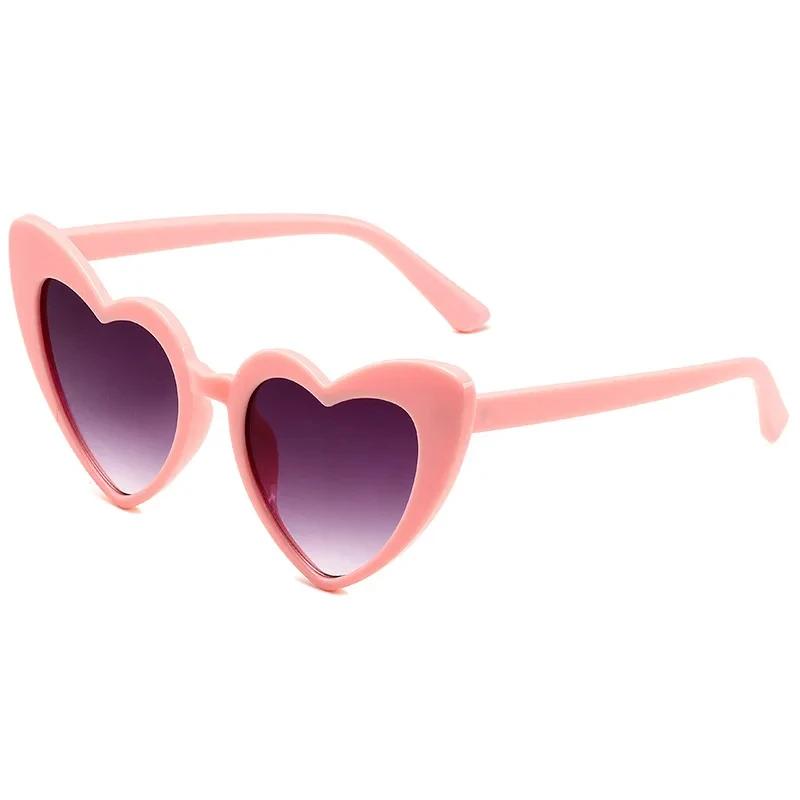Ladies Love Heart Sunglasses Retro Big Frame UV400 Protection Summer Shades Anti Blue Light Glasses Women Eyewear