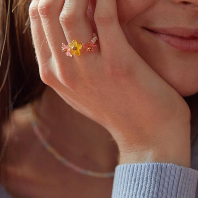 L’OMBRILLANT Fleur Freshwater Pearl Ring