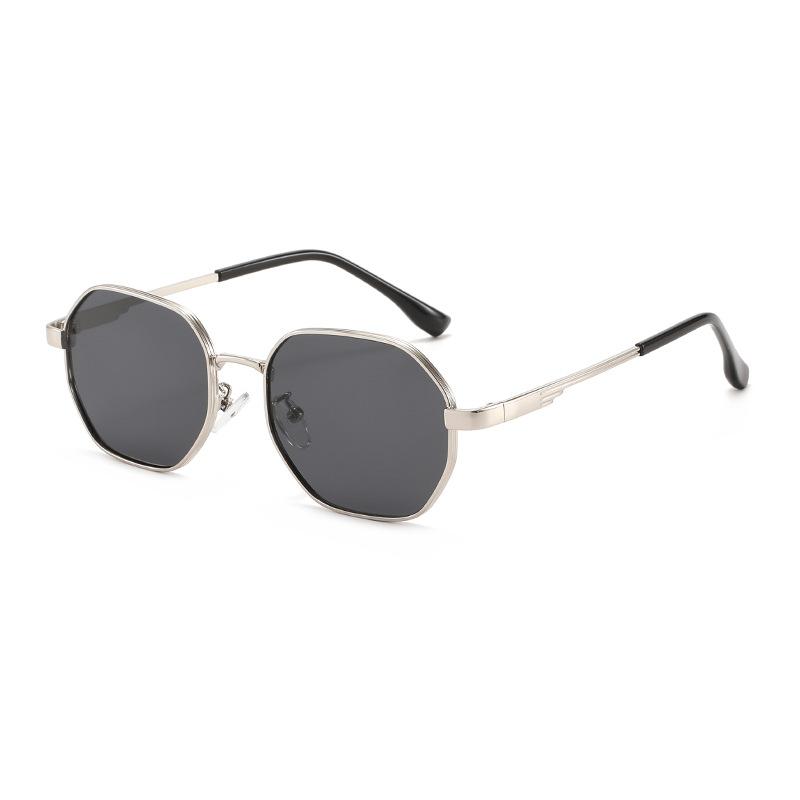 Fashionable and Simple Polygonal Metal-framed Sunglasses Man Women 2026 New Street Photography UV Resistant Glasses