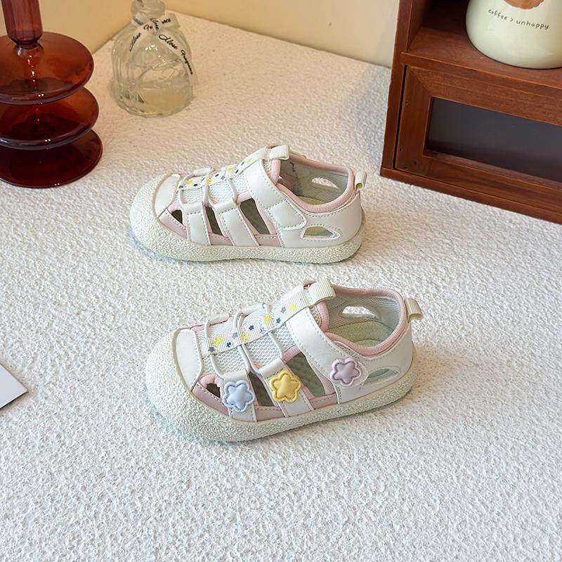 Girls Sandals Toes Capped Soft Sole Little Kids Casual Walking Shoes Non-slip 2025 Summer New Children Princess Flats Stars Cute