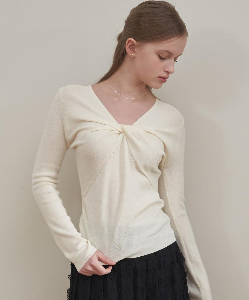 Peullobeu Twist Point Knit_Iv