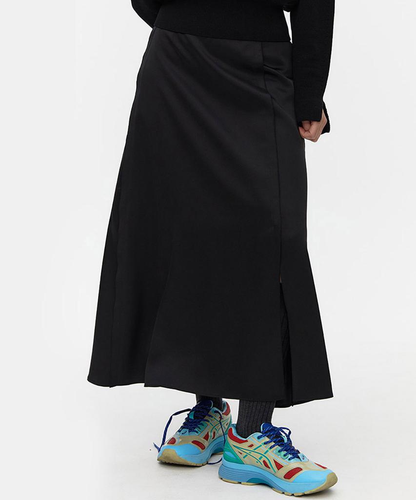 Awi Interlocked Satin Skirt_Black