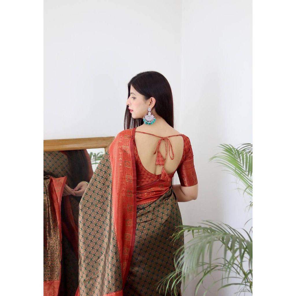 This Beautiful Saree Is Elegantly Decorated with Gorgeous Solid Jacquard Weave That Gives a Perfect Look To the Outfit.