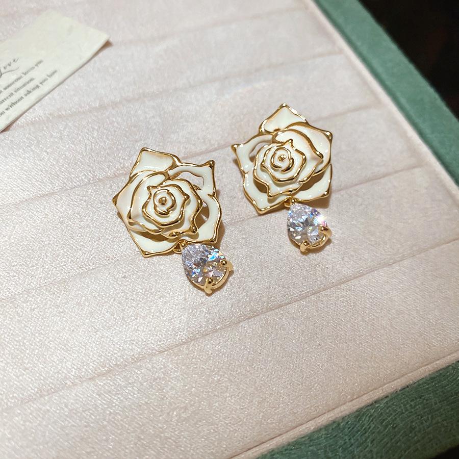 Franse Hofstijl Zilveren Naald Zirkonia Rechthoekige Oorbellen Exquise Lichte Luxe High-end Stud Oorbellen Overdreven Oorbellen Vrouwen
