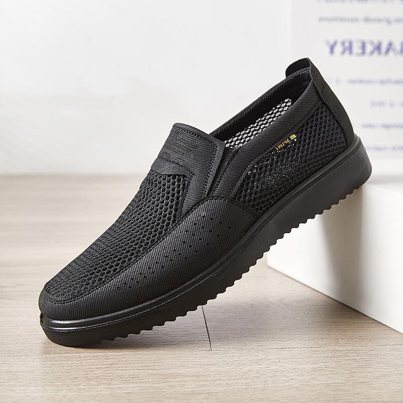 Men's Breathable Mesh Slip-On Shoes Lightweight Non-Slip Casual Loafers Comfortable Summer Walking Shoes
