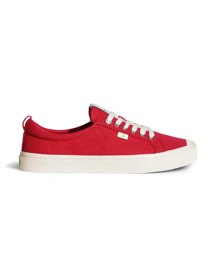 Cariuma Oka Low Canvas