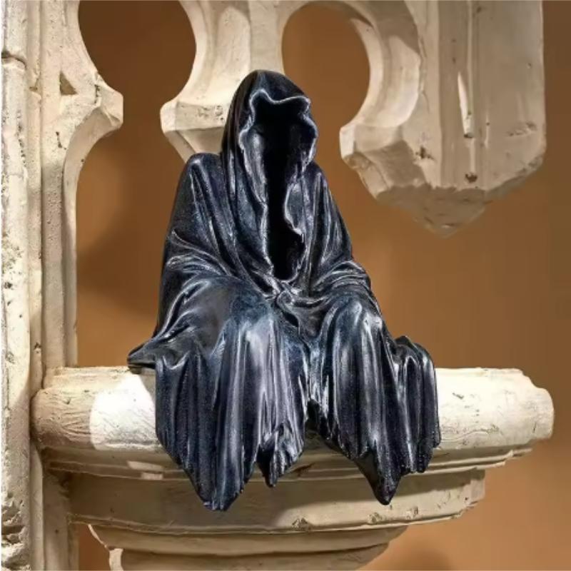 Black Clothes Mysterious Master Ornament Horror Black Robed Night Walker Gothic Sitting Resin Craft Ornament Desktop Decoration
