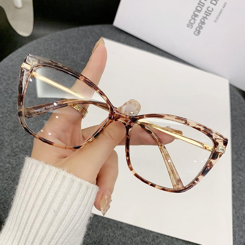 UV Protection Lightweight Comfortable Durable High Quality Stylish Trendy High End Retro Lenses Women Sun Glasses Anti-blue