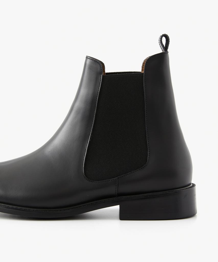 Romantic Move New Tampere Chelsea Boots R17M077 (Black)