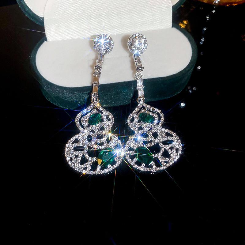 Franse Hofstijl Zilveren Naald Zirkonia Rechthoekige Oorbellen Exquise Lichte Luxe High-end Stud Oorbellen Overdreven Oorbellen Vrouwen