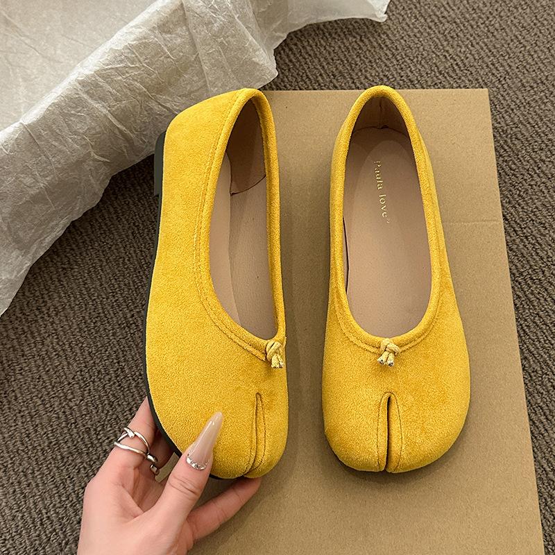 Fashion Japanese Style Tabi Ninja Shoes Women Cozy Leather Flats Split Hoof Toe Loafers Femme Mary Jeans Mocasines Ladies Ballerina Shoe