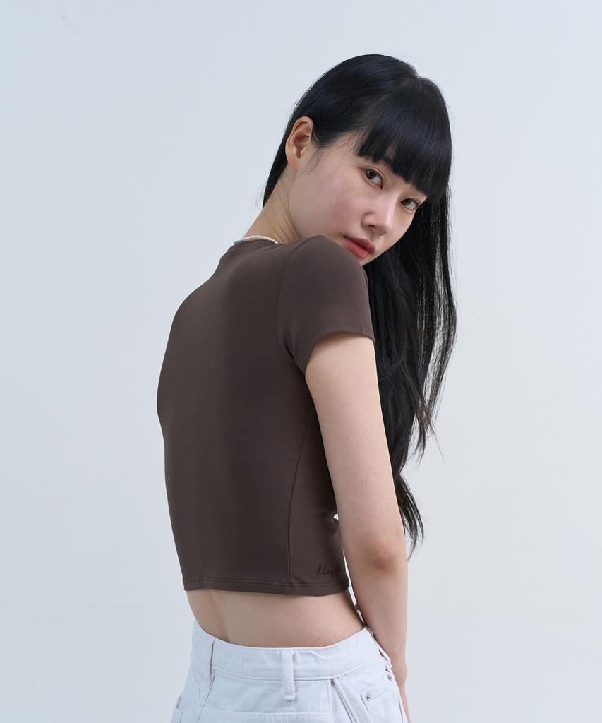 Yuseuteule Piping Slim Fit Short Sleeve T-Shirt (Brown)