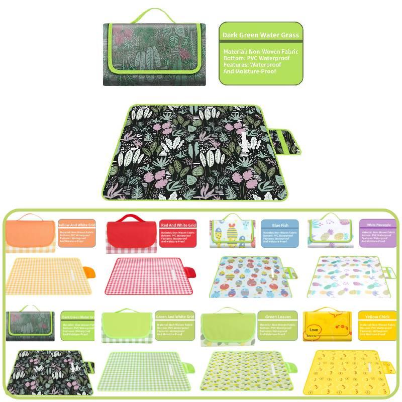 Waterproof Outdoor Picnic Mat Non-woven Fabric Camping Mat With Moisture Resistance Yellow Chick Design