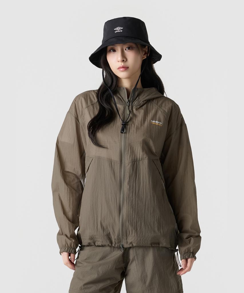 Umbro Sungard Ultralight Hooded Windbreaker Jacket Brown Ur221Cjk43 (A Type)