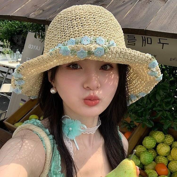 Hat Women's Spring and Summer Versatile Big Brim Straw Hat Summer Seaside Bucket Hat Face Small Sunscreen Hat Sun Hat