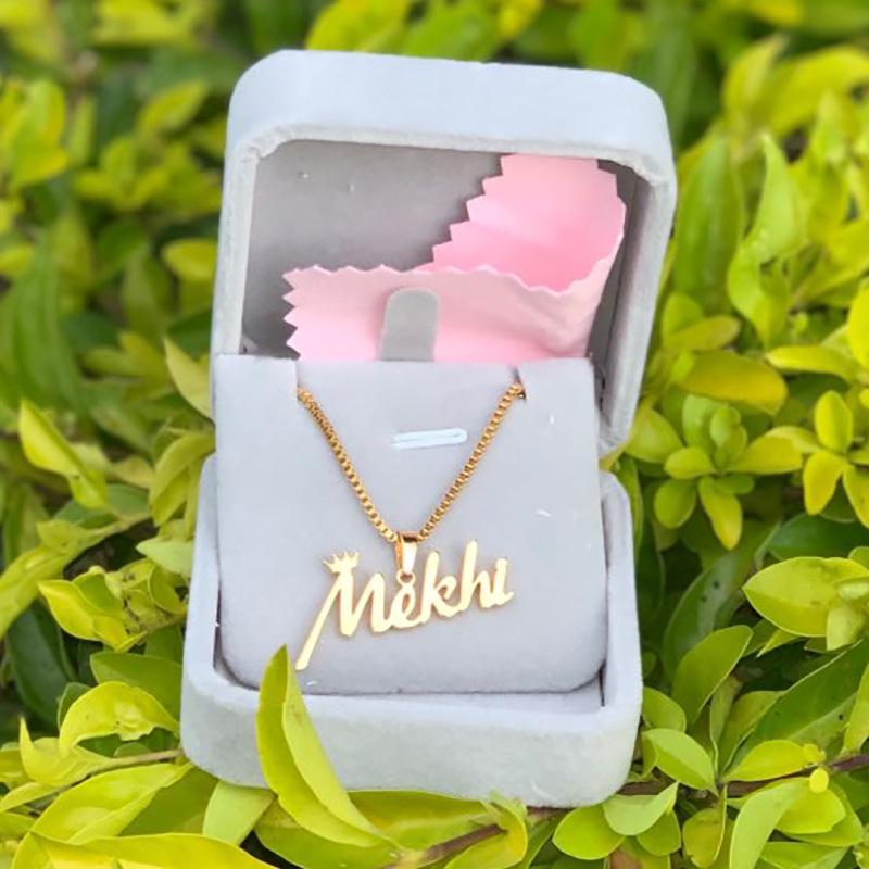Personalized 18K Gold Plated Stainless Steel Name Necklace with Engraving and Box Chain
