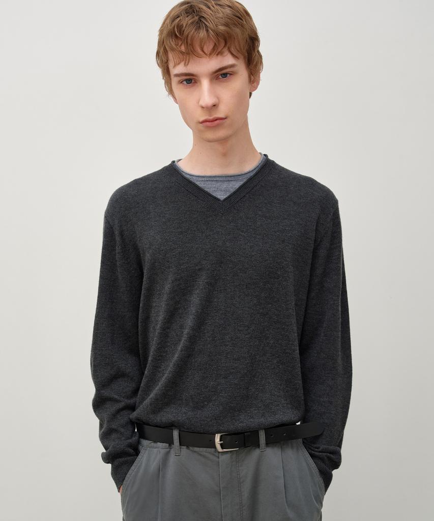 INSILENCE Double-Layered V-Neck Knit Charcoal