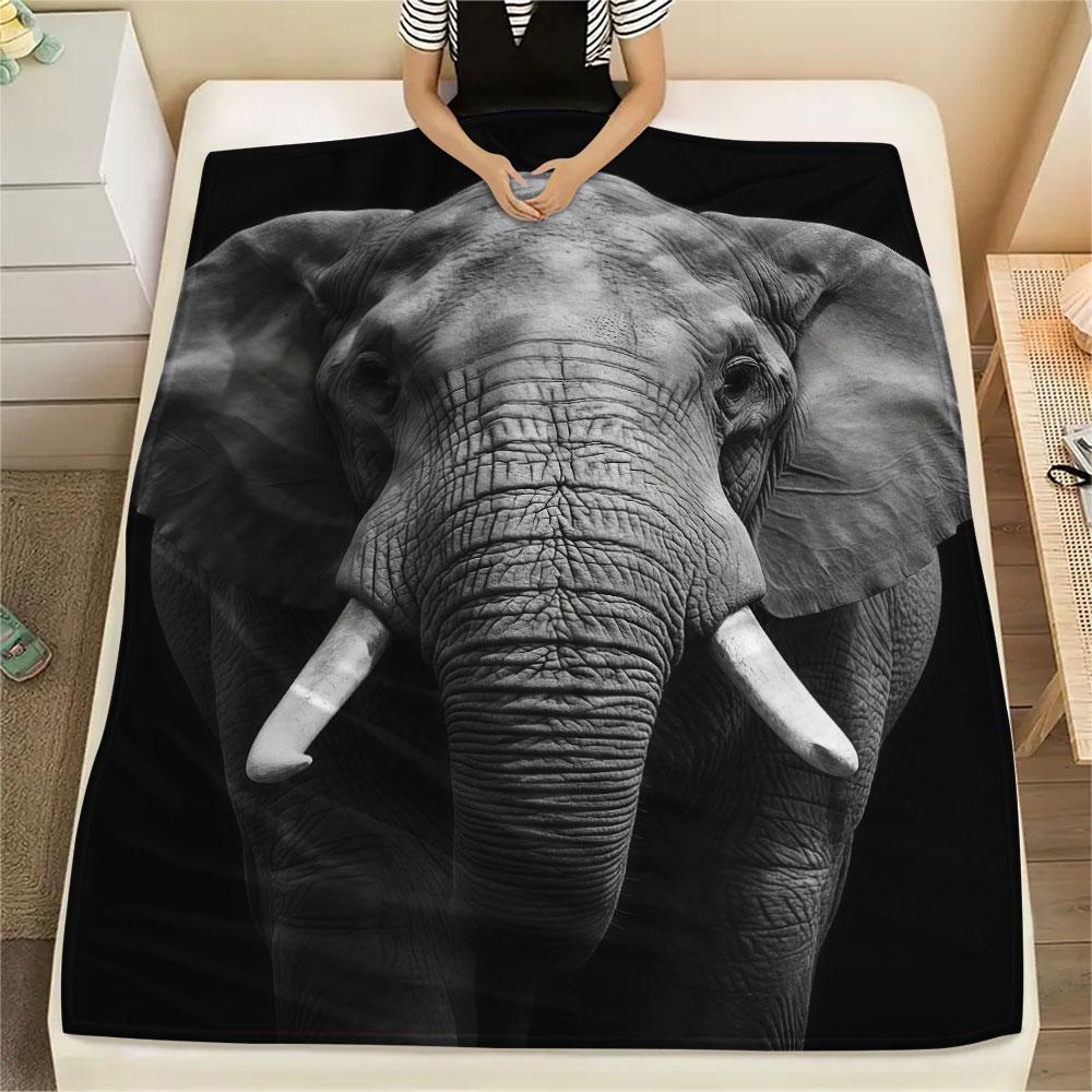 1Pc BigFive Print Flannel Blanket, High quality Comfortable for All Seasons, Home Decor, Warmth and Comfort, Perfect for Christmas Gifts