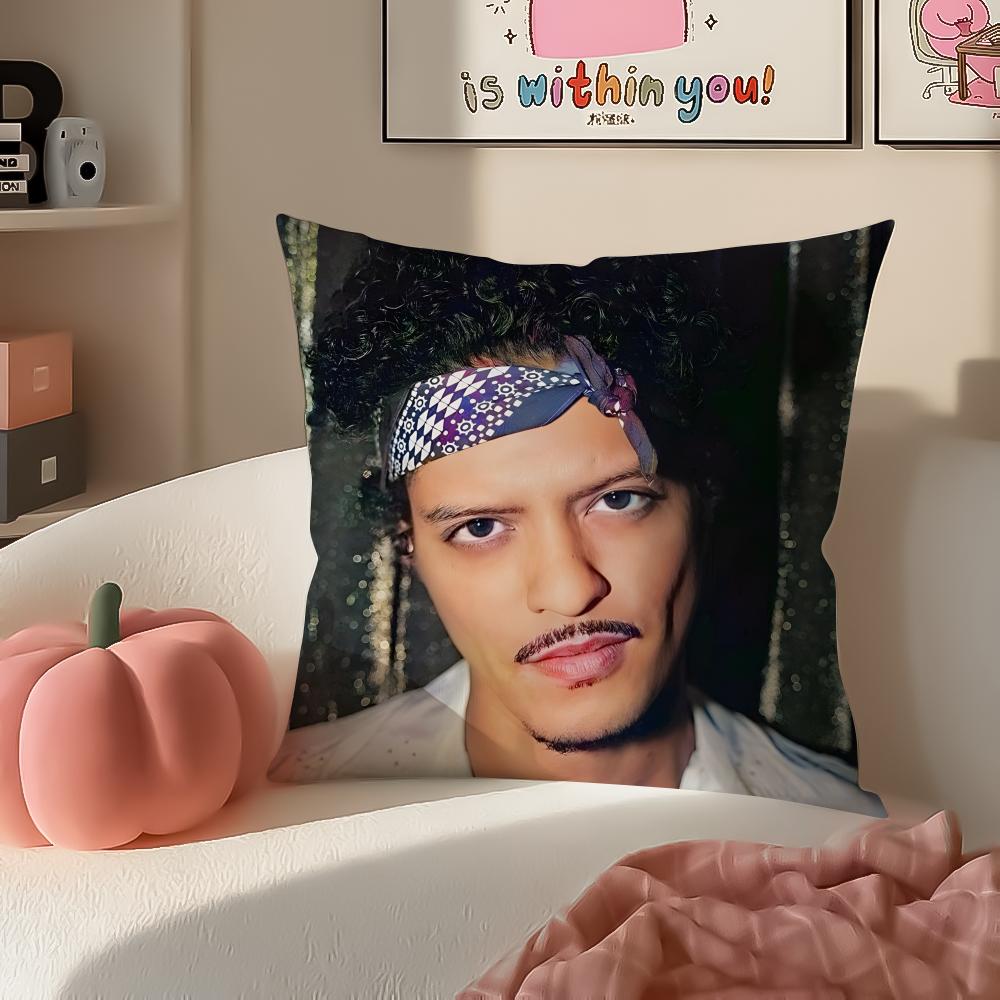 Classic Pop American Singer BBruno Mars Cushion Cover Pillowcase Short Plush Invisible Zipper Room Sofa Cushion Cover