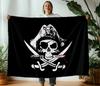 Pirate Flagga Pirattryck mjuk filt Flanell Dekoration för soffor sovrum luftkonditionerade rum Gåvor för barn och vänner