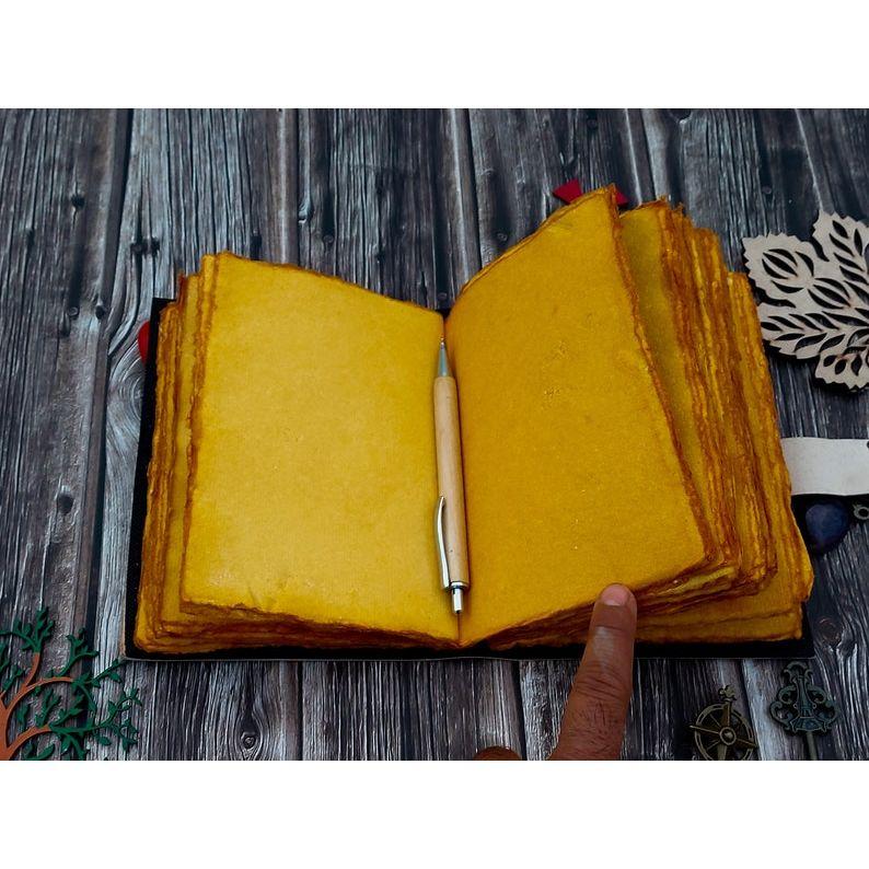 Wolf Embossed Handmade Leather Bound Journal Writing Notebook Diary Notepads for Men & Women Blank Antique Paper Poetry Book Crismas Gift