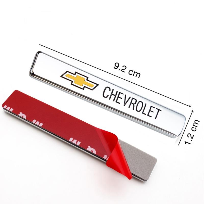 Metalowe Logo 3D Naklejki Dekoracyjne Akcesoria do Stylizacji Samochodów Dla Chevrolet Spark Captiva Cruze Malibu Equinox Trax Camaro Blazer