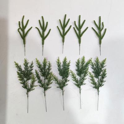 Artificial Green Pine and Cypress Leaves for Indoor/Outdoor Decoration, Soft Rubber, DIY Christmas Accessories