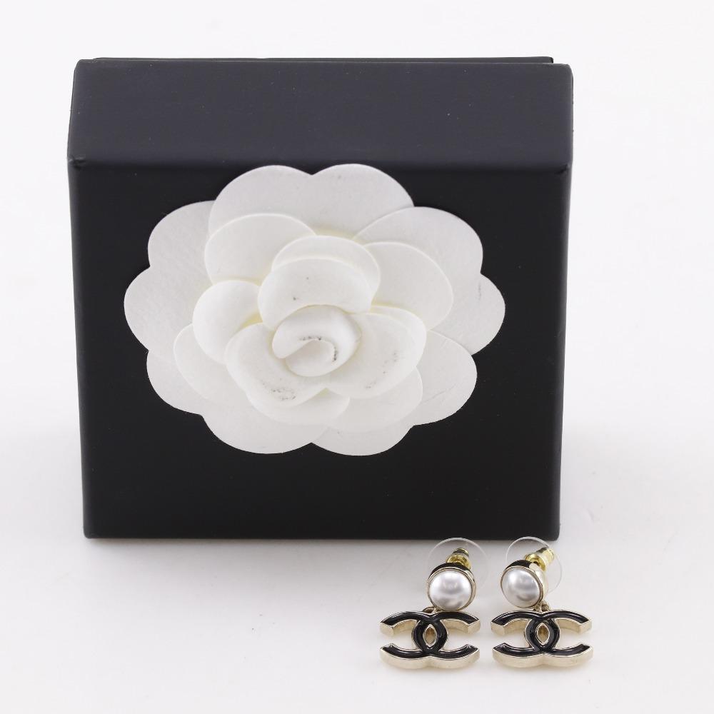 Chanel Logo COCO Mark Piercing Gold/black Plated Gold/Fake Pearl 9.82g Women Used