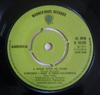 7inch Record AMERICA - A Horse With No Name K16128 Warner Bros. Re 1971 UK Rock Used